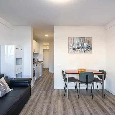 Cristianos - San Telmo Piscina Y Vistas Mar 1